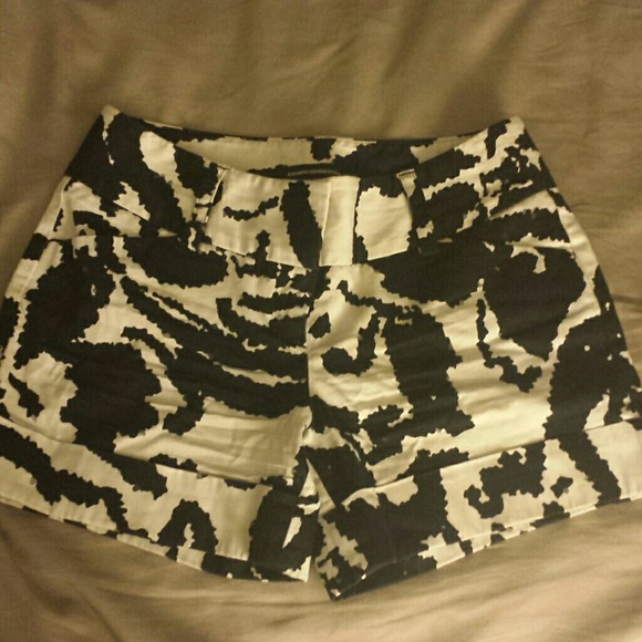 🚫SOLD🚫Express casual shorts