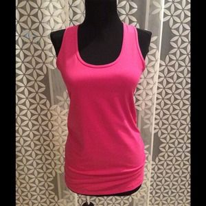 Sz 8 lululemon pink crb