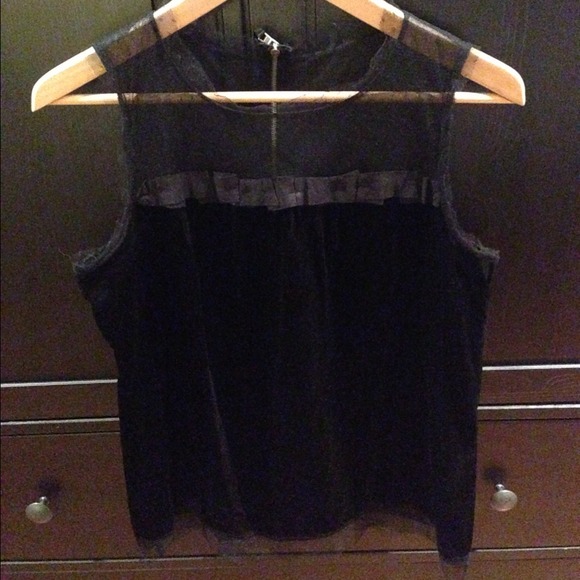 Black Loft top.