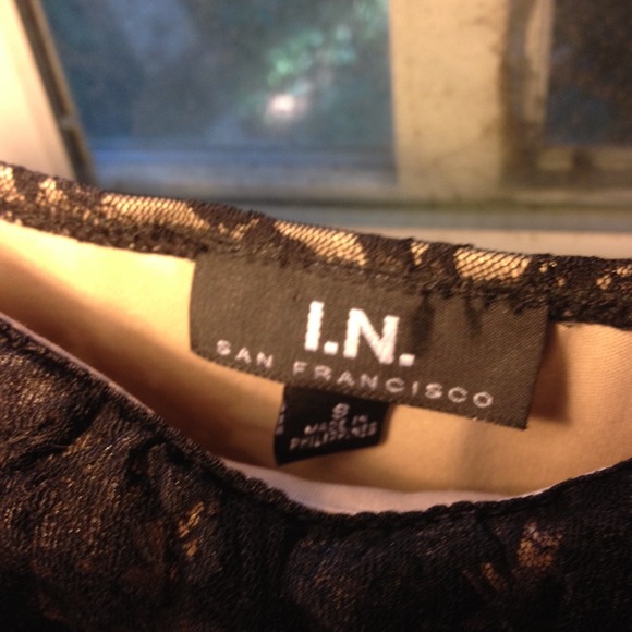 BEAUTIFUL dress with thin spaghetti straps - Picture 3 of 4