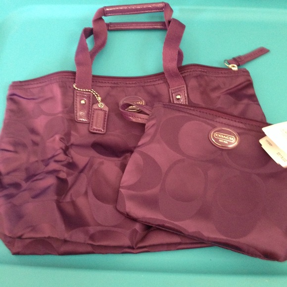 AUTHENTIC COACH SIGNATURE NYLON PACKABLE TOTE