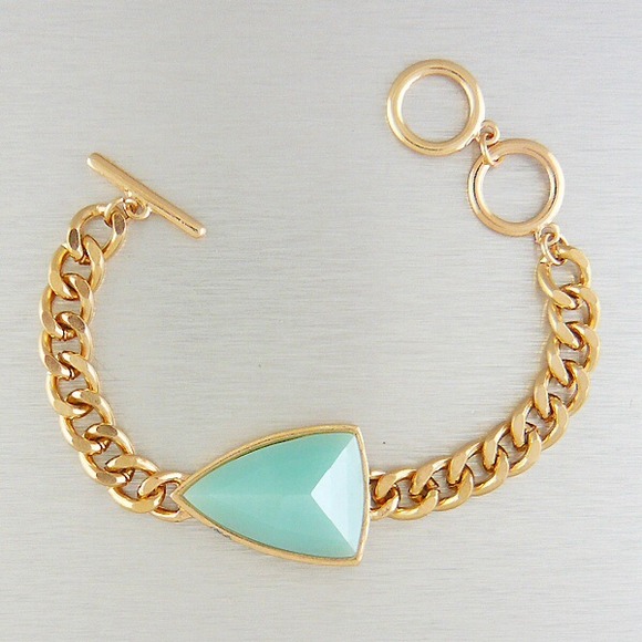 Aqua faceted triangle chain toggle bracelet - Picture 1 of 1