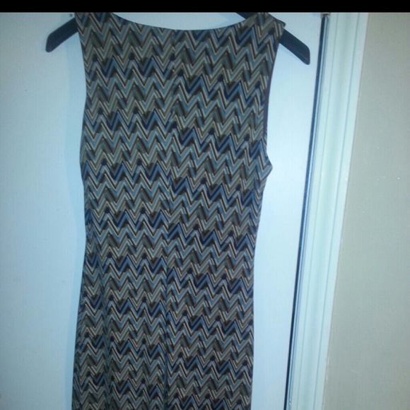 Dress - Picture 1 of 2