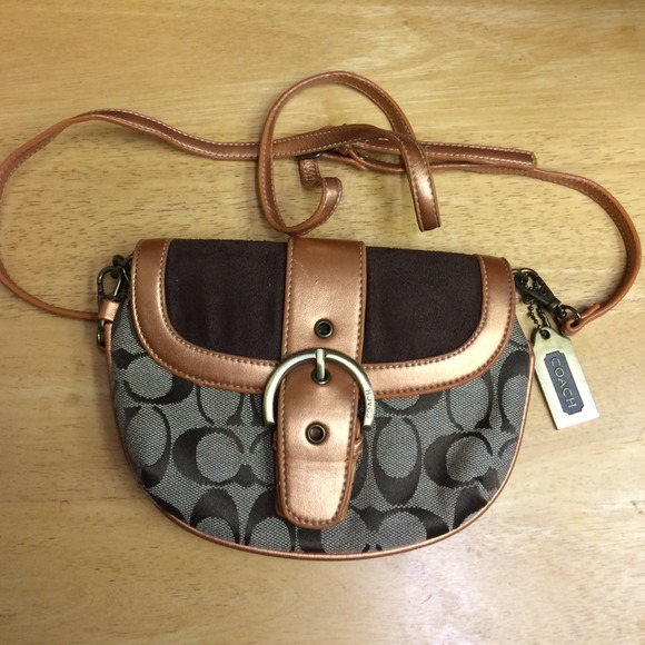 COACH CROSS BODY BAG