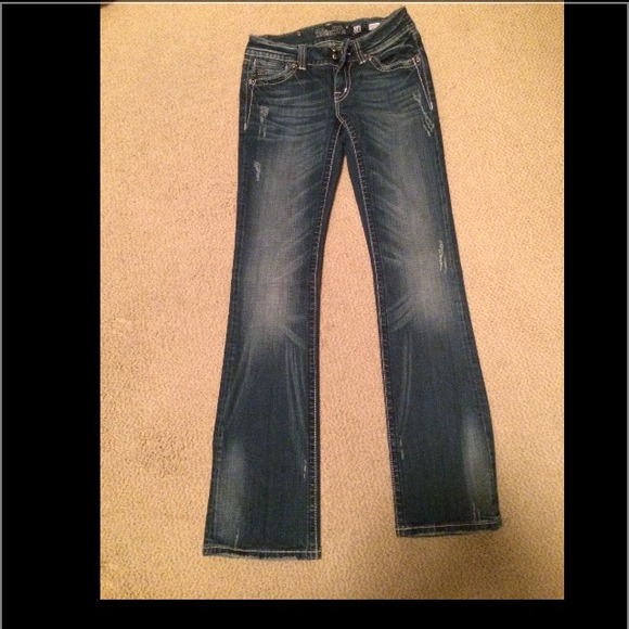 Miss Me Jeans - Picture 1 of 4