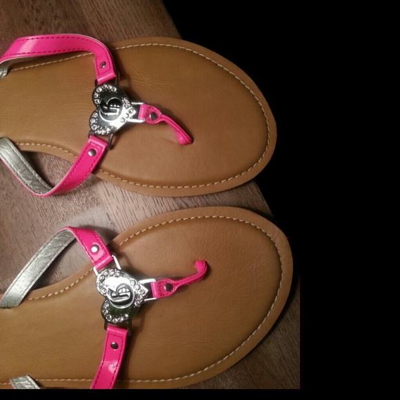 Guess sandals