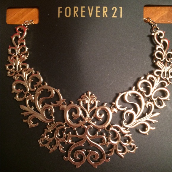 Forever21 gold necklace