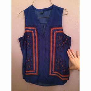 Old navy polyester button-up sleeveless top