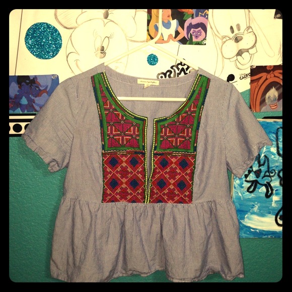 American Eagle top size M