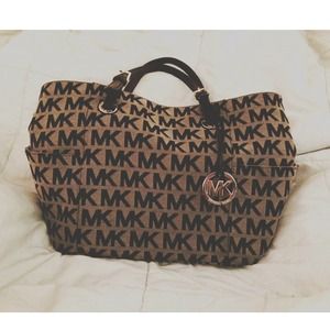 Michael Kors handbag & Wallet
