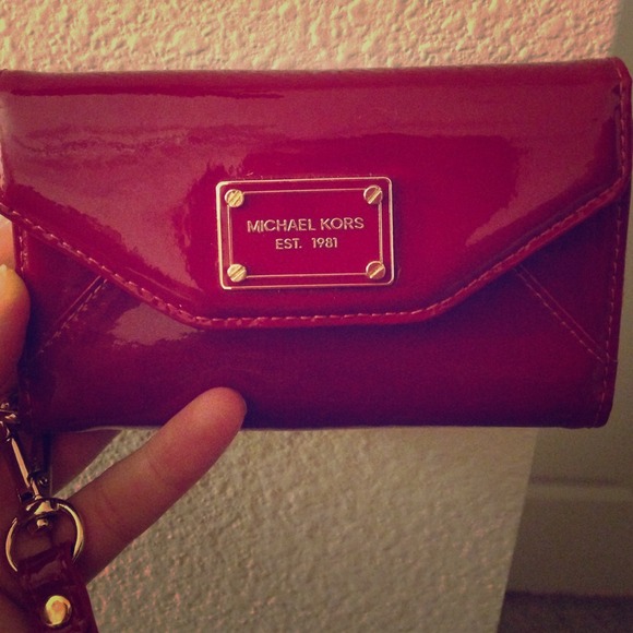 Michael Kors wristlet