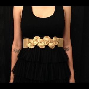 Stylish Gold Waist Belt!!✨