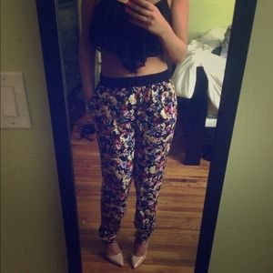 Forever 21- Floral Pants- Size: Large
