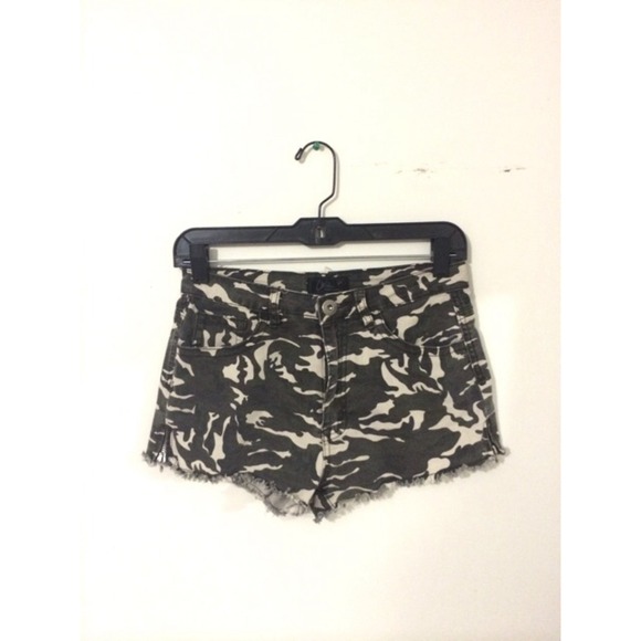 High Waist Camo Shorts