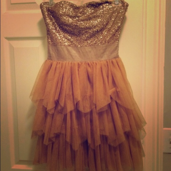 Bcbg strapless dress