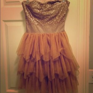Bcbg strapless dress