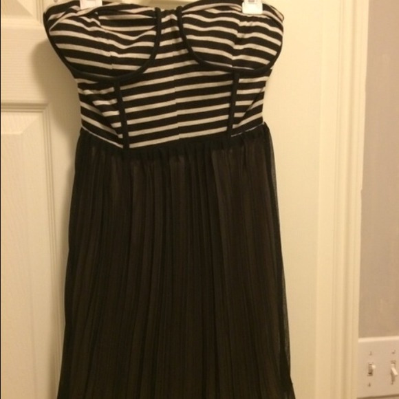 Bcbg striped dress