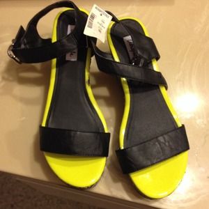 new Pink Aztec/neon lime accent wedges