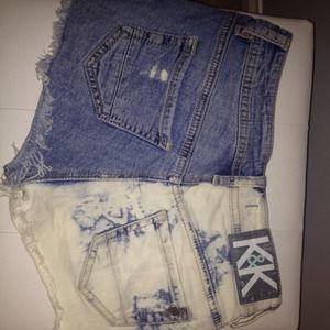 exclusive Kylie and Kendall dip dyed jean shorts
