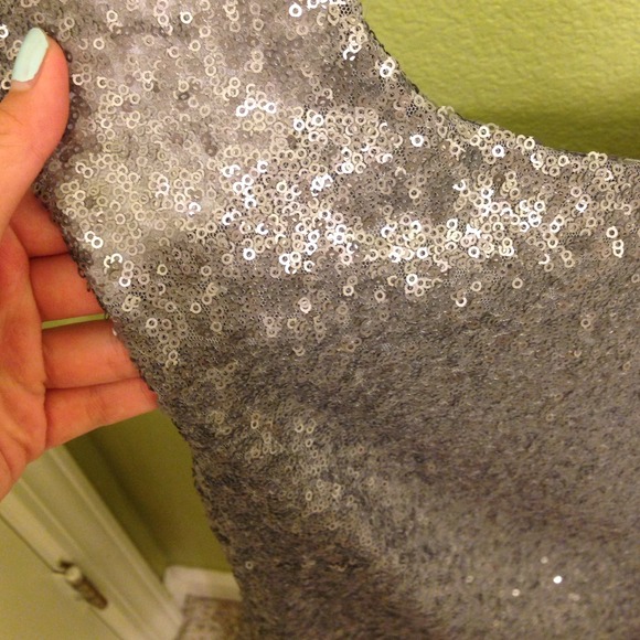 Silver sequin cocktail dress - Picture 2 of 3