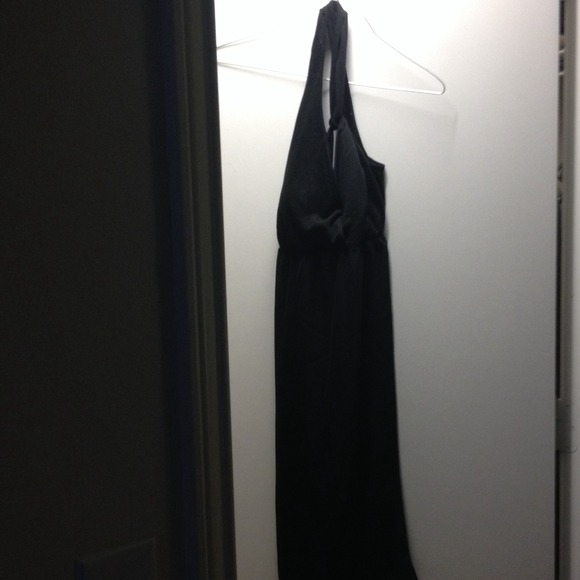 Dress - Picture 1 of 2