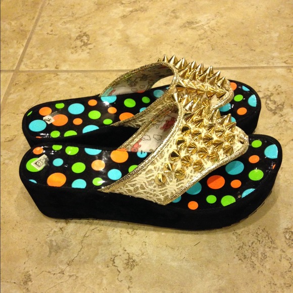 Fashion sandals~ - Picture 2 of 2