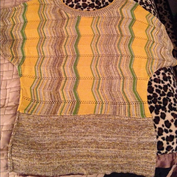 Cute sweater like top