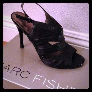 Marc Fisher black leather heels / sandals size 8.5