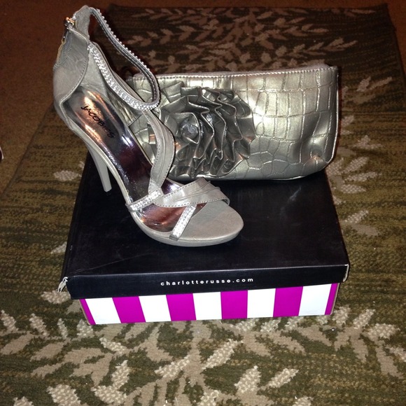 Shoes - Picture 1 of 1