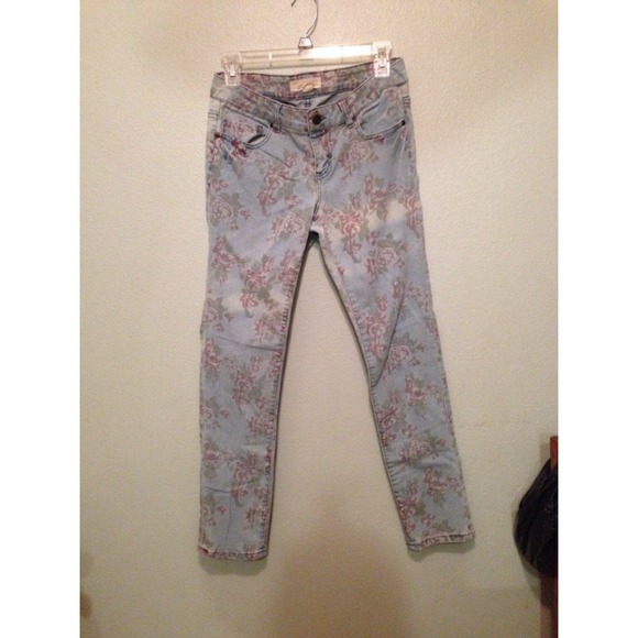 Flower print jeans