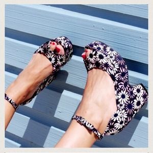 🌼 daisy platforms 🌼