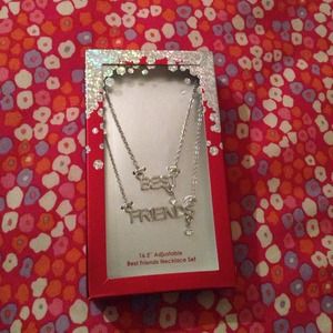 BEST FRIEND NECKLACE SET