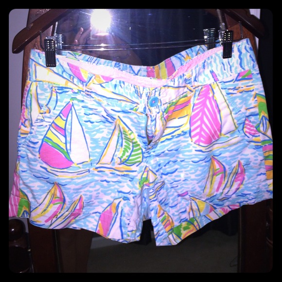 Lilly Pulitzer Sail Boat Shorts!