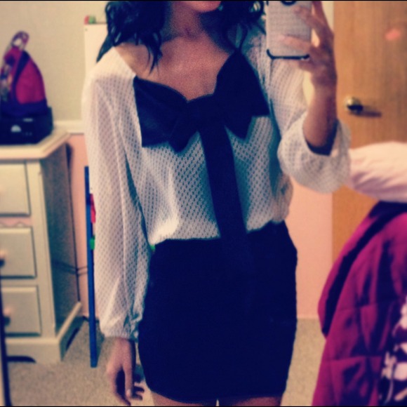 Polka Dot Black Bow Shirt