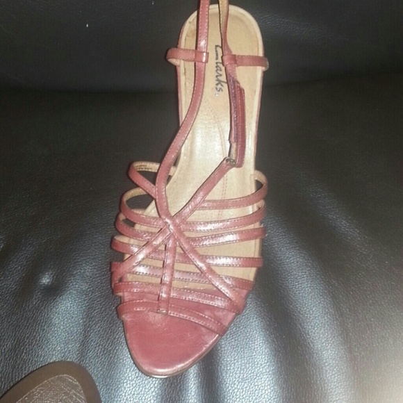 Brand new Clarks Sandals - Picture 2 of 4