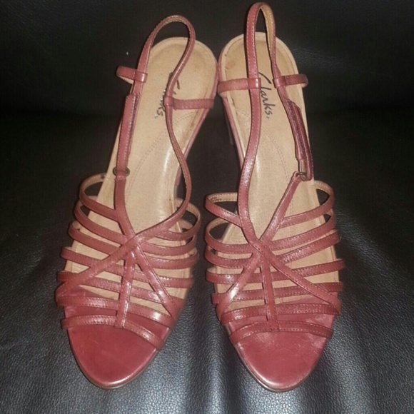 Brand new Clarks Sandals - Picture 3 of 4