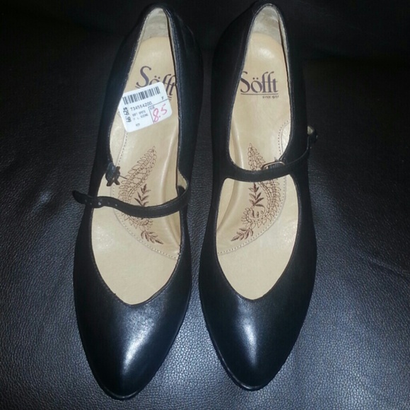 2" Heels Sofft shoes - Picture 2 of 3