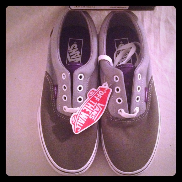 Two-toned Vans Era