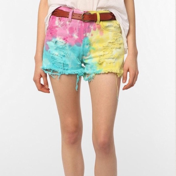 Urban Outfitters Denim - 🔻SALE🔻Tye dye distressed denim shorts