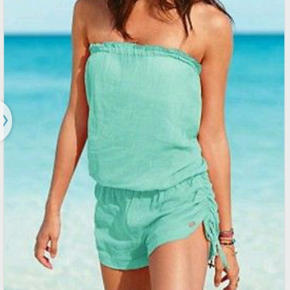 ✔❌❌SOLD❌❌✔Victoria's Secret Romper Cover-Up.