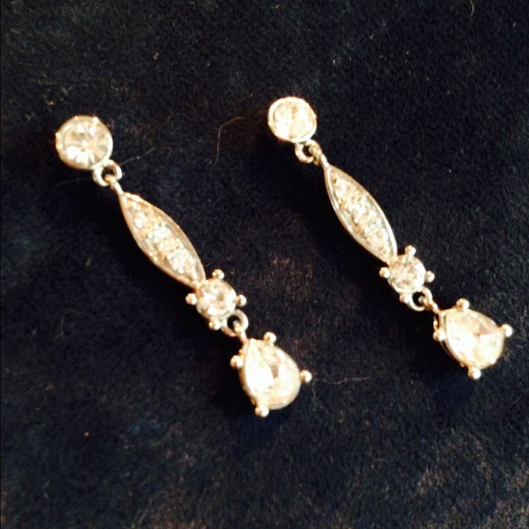 💖💎💎FAUX DIAMOND DANGLERS💎💎💖