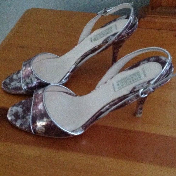 AMERICAN GLAMOUR, TOO CUTE....Host Pick 12/16 ๐ ๐ - Picture 2 of 3