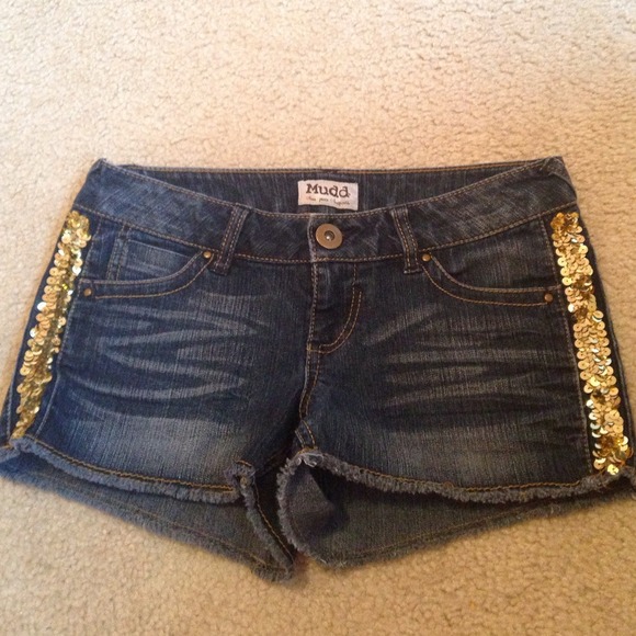 Worn a couple of times, doesn't fit me anymore