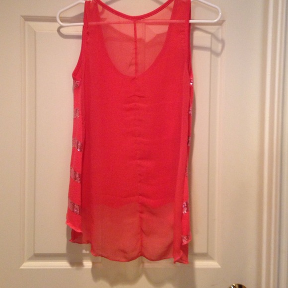 Pink shirt with sparkly stripes - Picture 2 of 2