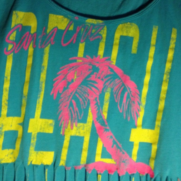 Cute shirt purchased from Santa Cruz Boardwalk - Picture 2 of 4