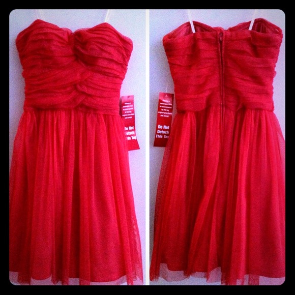 Sweetheart Coral Gathered Tulle Dress