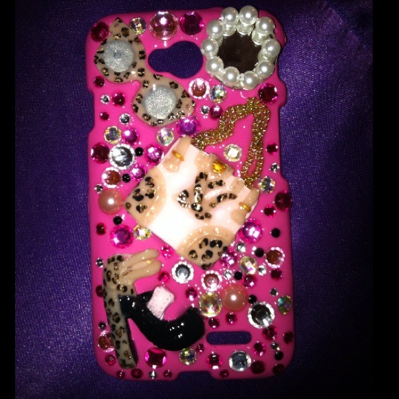 Custom case for my doll💗💗💗