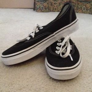 Vans Shoes - Authentic classic black Vans Vans Shoes - Authentic classic black Vans