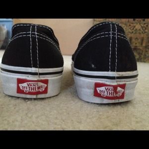 Vans Shoes - Authentic classic black Vans Vans Shoes - Authentic classic black Vans