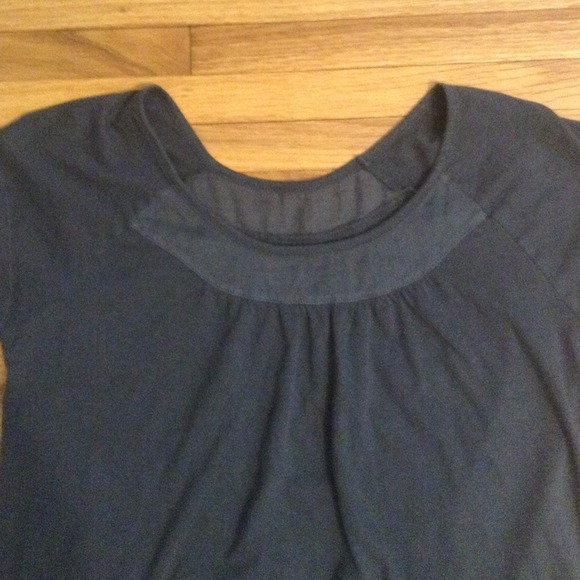 Basic Blue Gap Top size small - Picture 2 of 2
